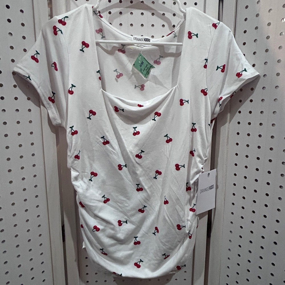 Orange Kiss White Cherry Print Square Neck Ruched Side T-Shirt‎ Top Plus Size 1X